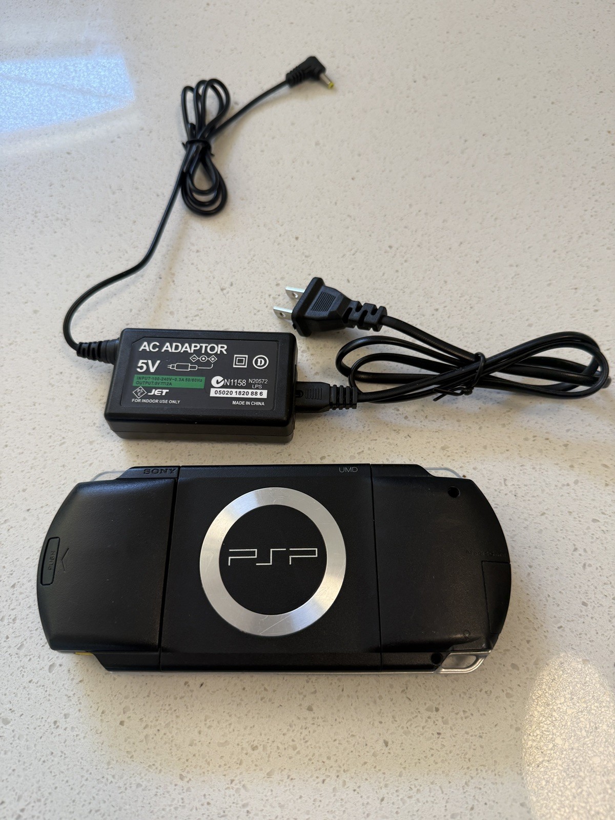 Sony PSP-1001 Console Bundle With Charger – *Tested & Working. *FREE SHIPPING