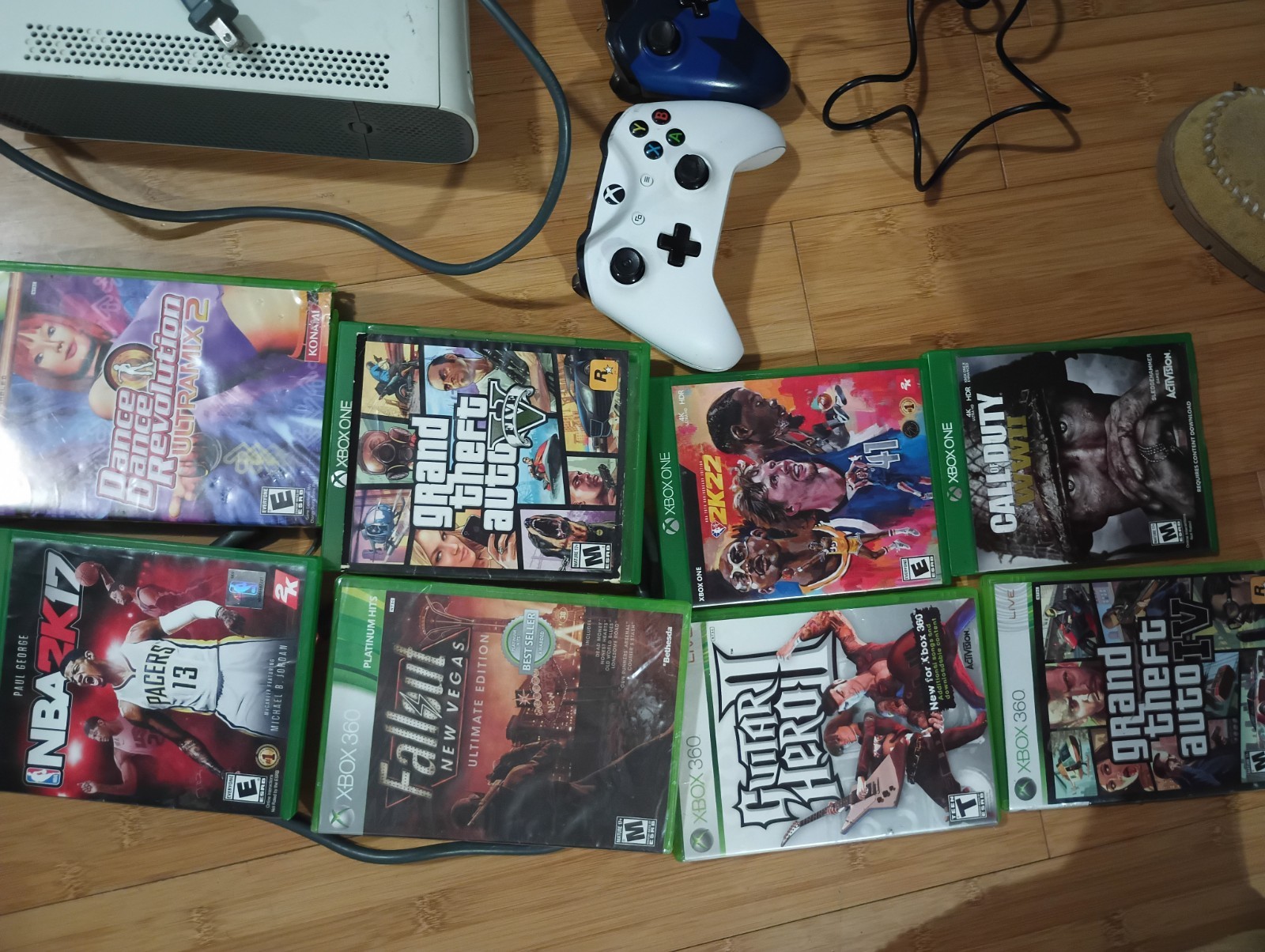 Microsoft Xbox 360 Pro 20GB Console – Matte White