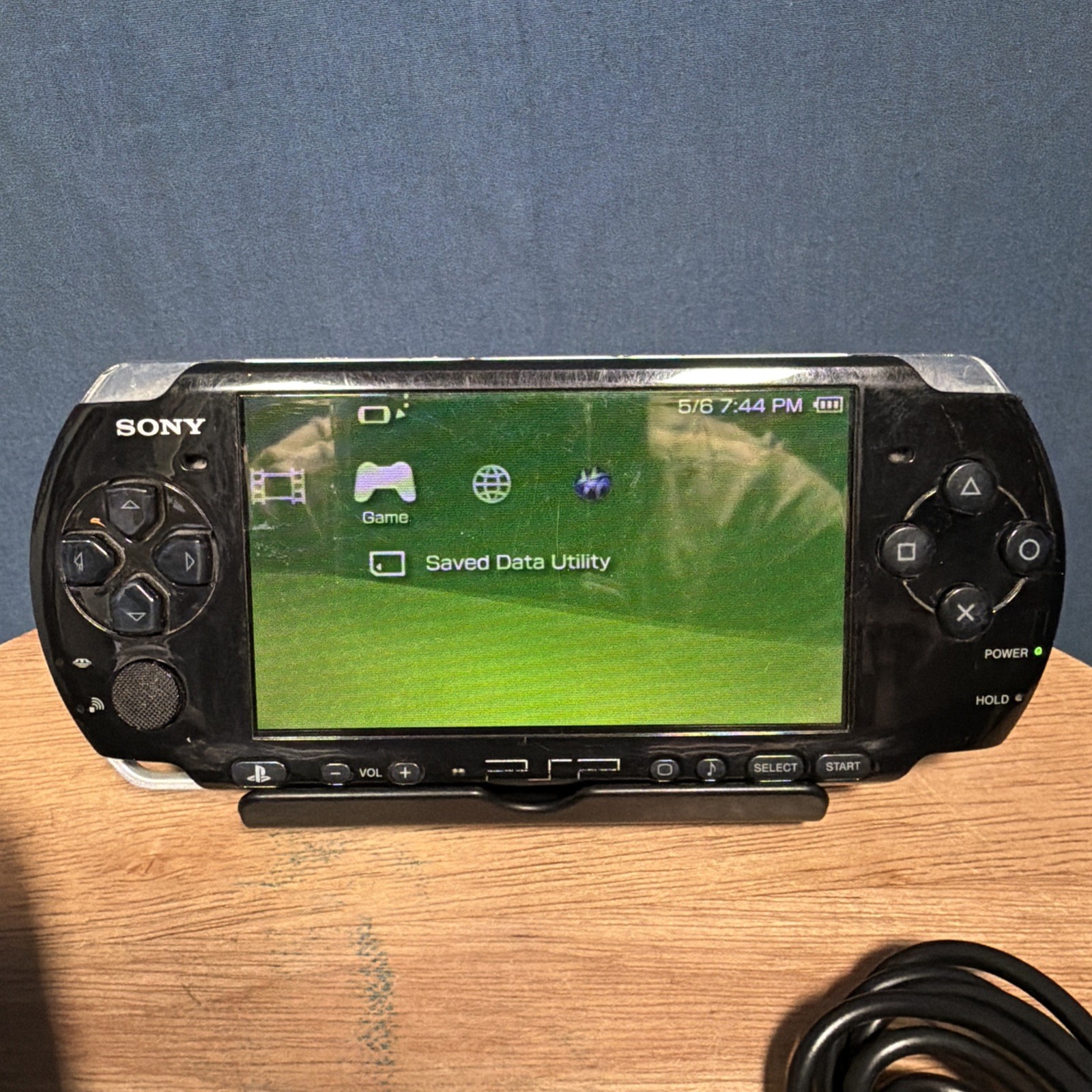 Sony PSP-3001 Console Tested With Charger, Case & Memory Card