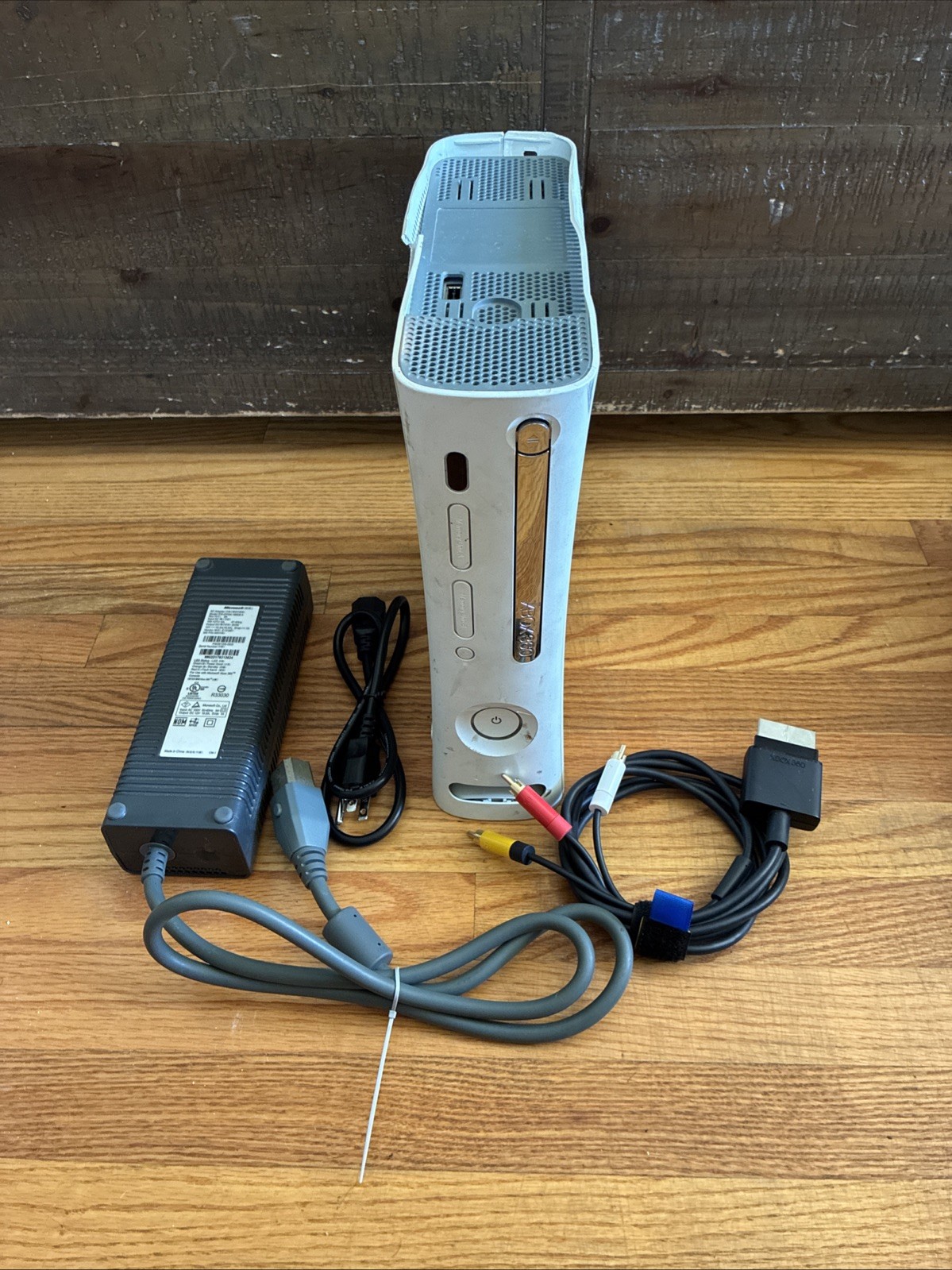 Microsoft Xbox 360 White OEM Power Supply + OEM AV Cable (No HHD Or Controller)