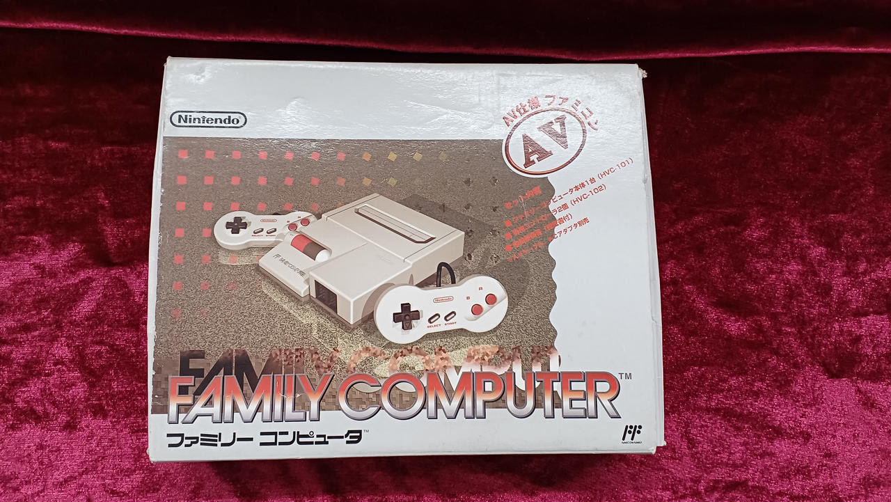 Nintendo AV Famicom HVC-101 Gray Console Only Used