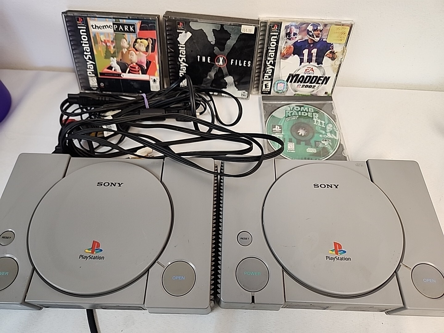 Sony PlayStation PS1 Gray Classic 2 ConsoleS SCPH-5501 &9001 & GAMES-