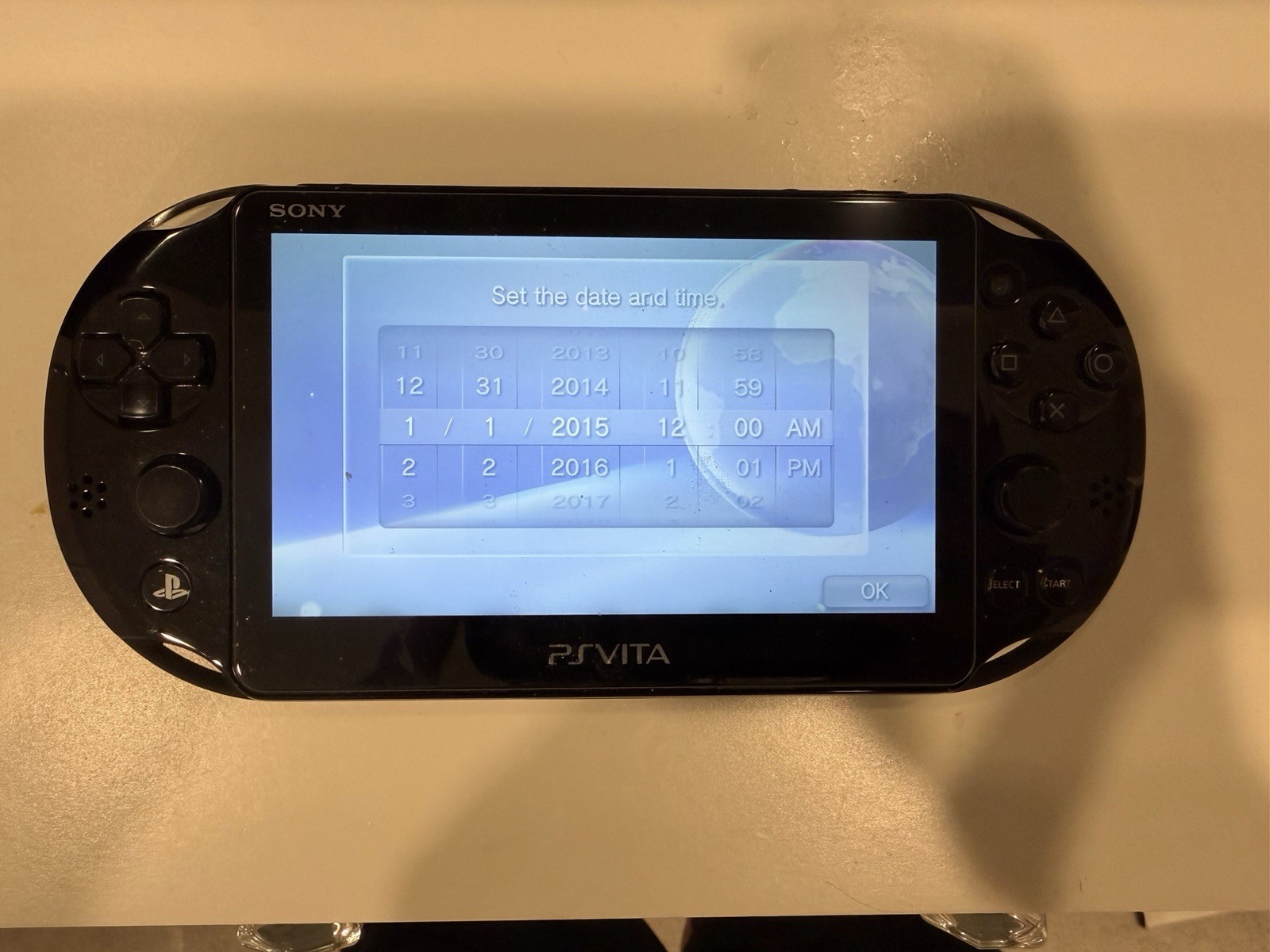 Sony PlayStation Vita PCH-2001