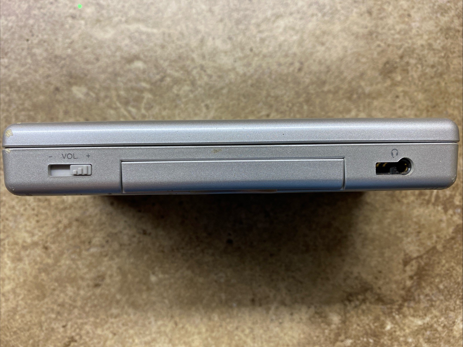 Nintendo DS Lite Game Console – Silver WORKS GREAT!
