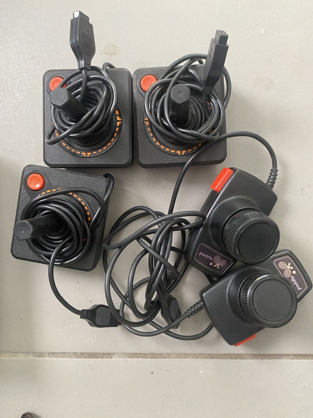 Vintage Atari 2600 Console Bundle – 15+ Games, 3 Joysticks, Paddles