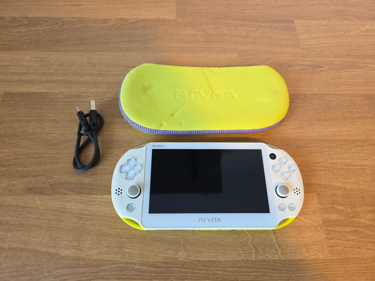 Sony PlayStation Vita Slim PS VITA Pch-2000 Lime Green Console