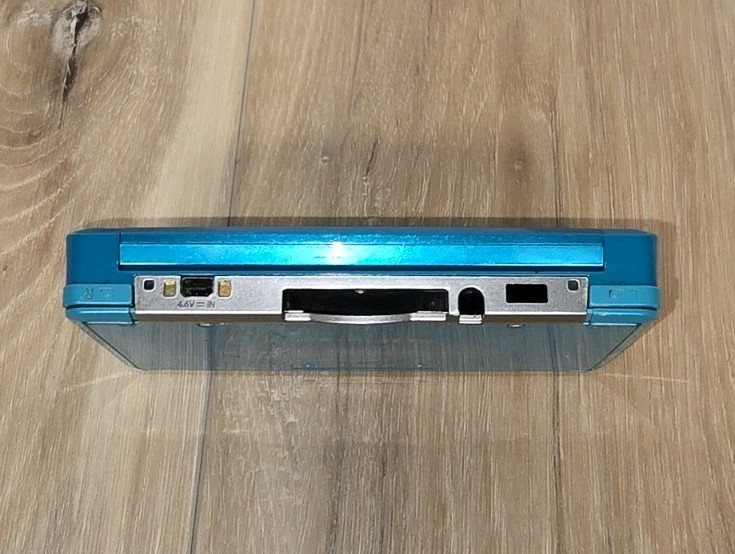 NINTENDO 3DS AQUA BLUE CTR-001: TESTED / WORKING With Charger And CASE