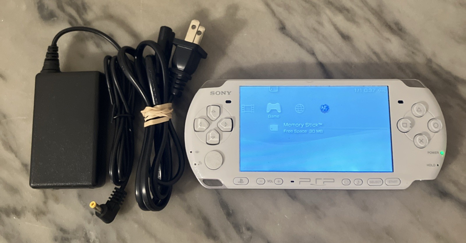 Sony PSP 3000 (Japan) White Console Fully Tested 30MB