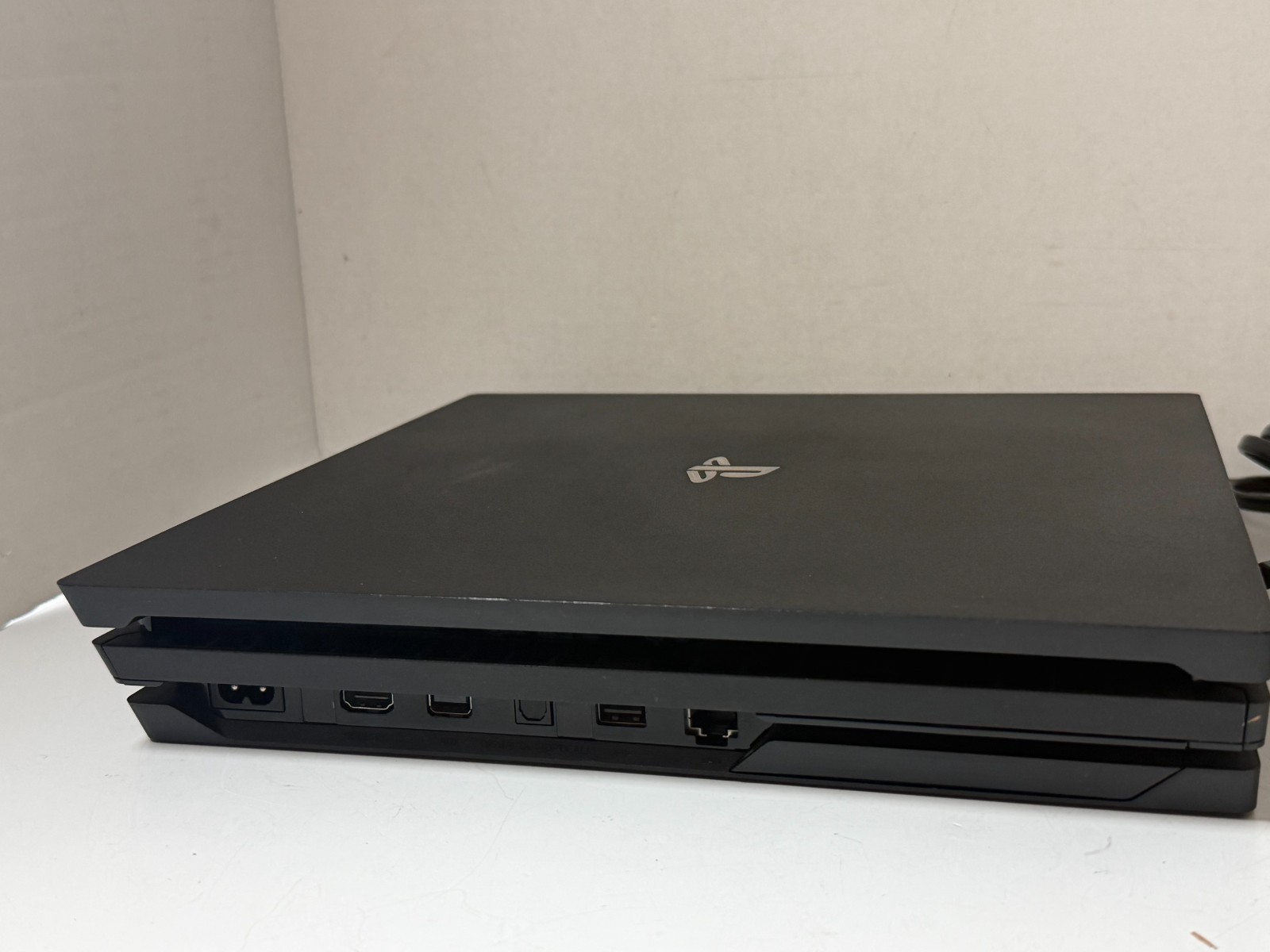 Sony PlayStation 4 Pro 1TB Console CUH-7215B with Controller and Cords-WORKS