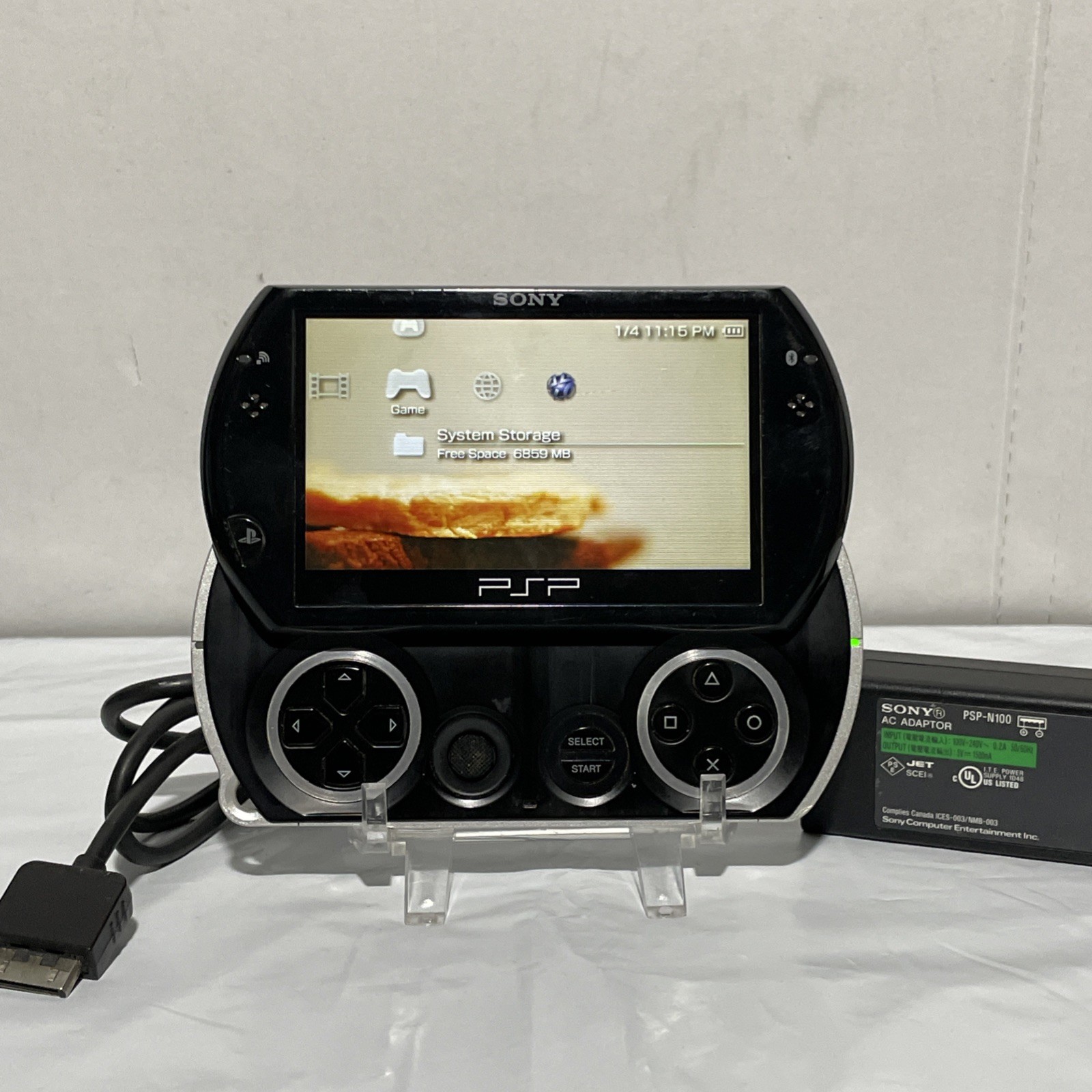 Sony PSP PlayStation Portable Go PSP-N1001 Black