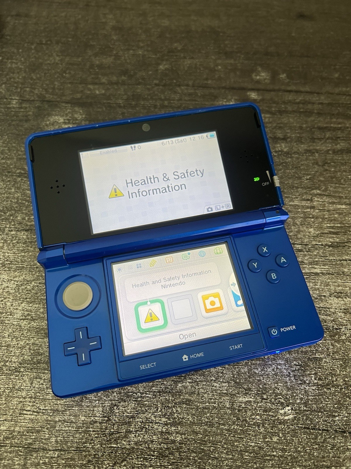 Nintendo 3DS Console Cobalt Blue Handheld Console Bundle US Version CTR-001(USA)