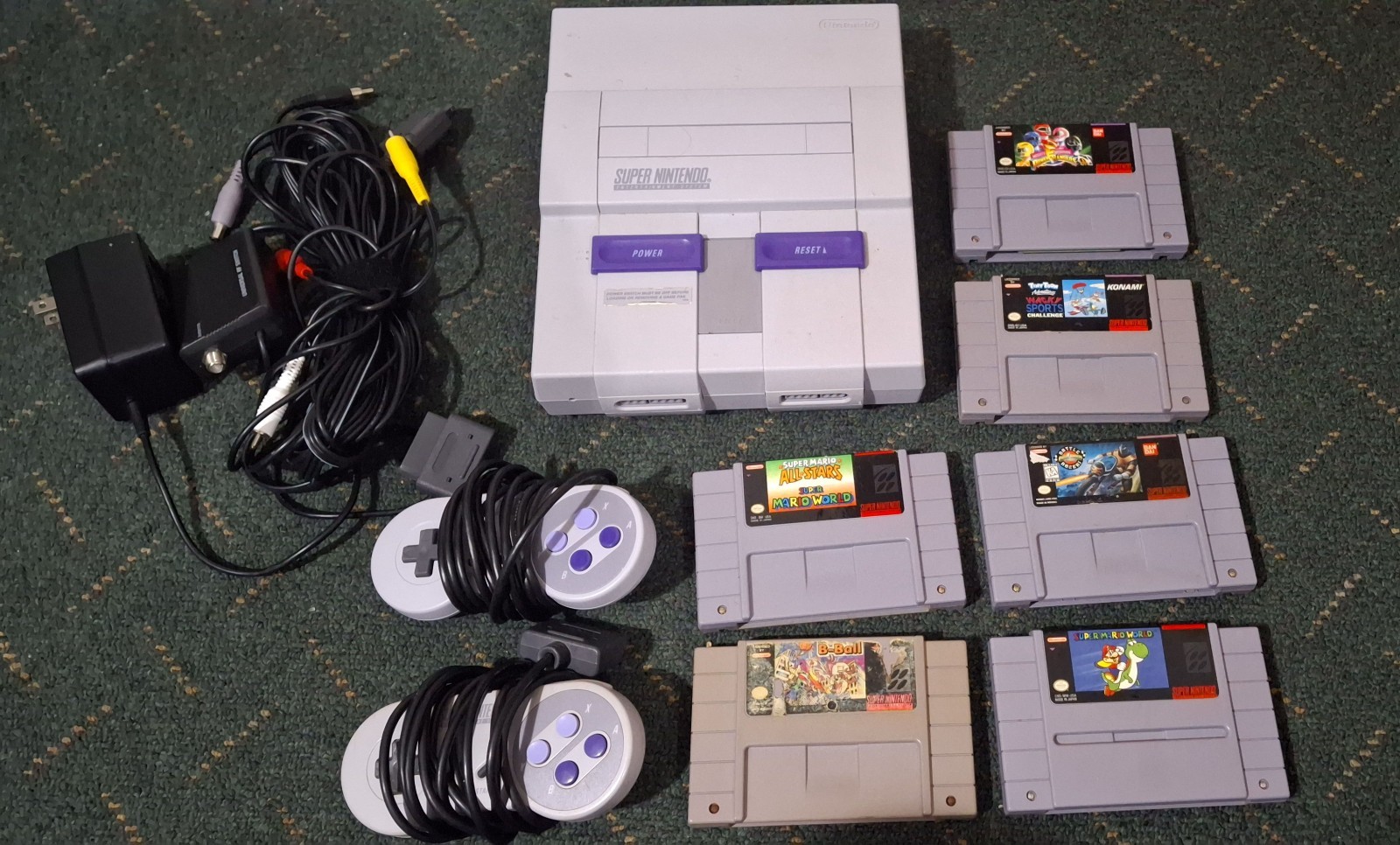 SNES Super Nintendo Bundle w/ 6 Games Super Mario World Working Great Condition