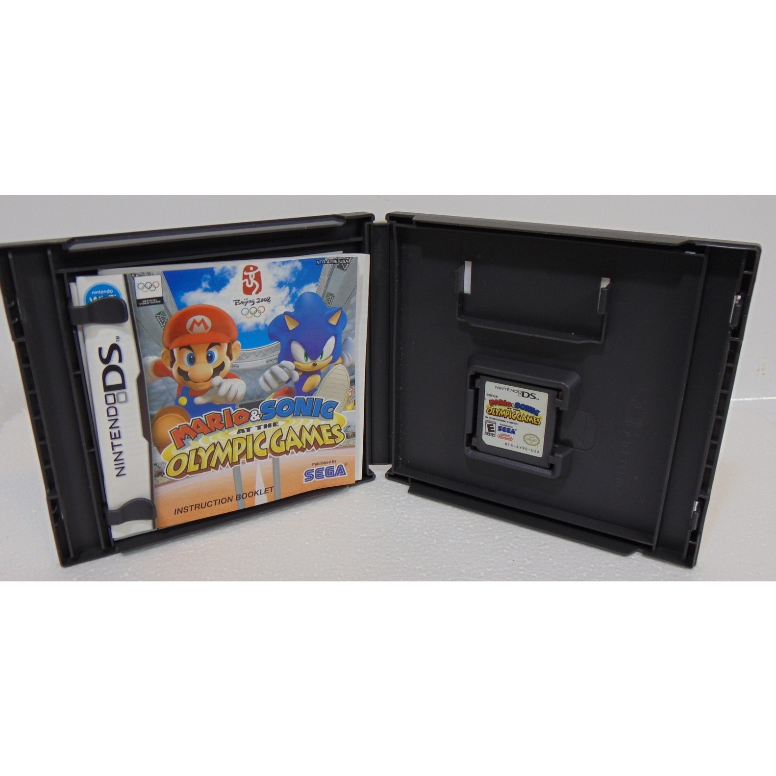 Nintendo DS Lite Console Cobalt Bundle USG-001 2006 Case Games Chargers SEGA EA