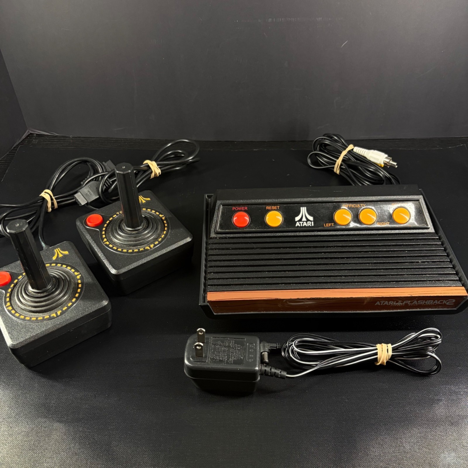 Atari Flashback 2 Classic Console With 2 Joysticks AV Cables Power Adapter
