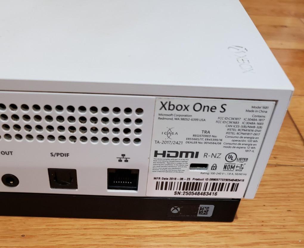Xbox One S 1TB Console 1681 White Bundle, Controller 1708, Power, HDMI, TESTED