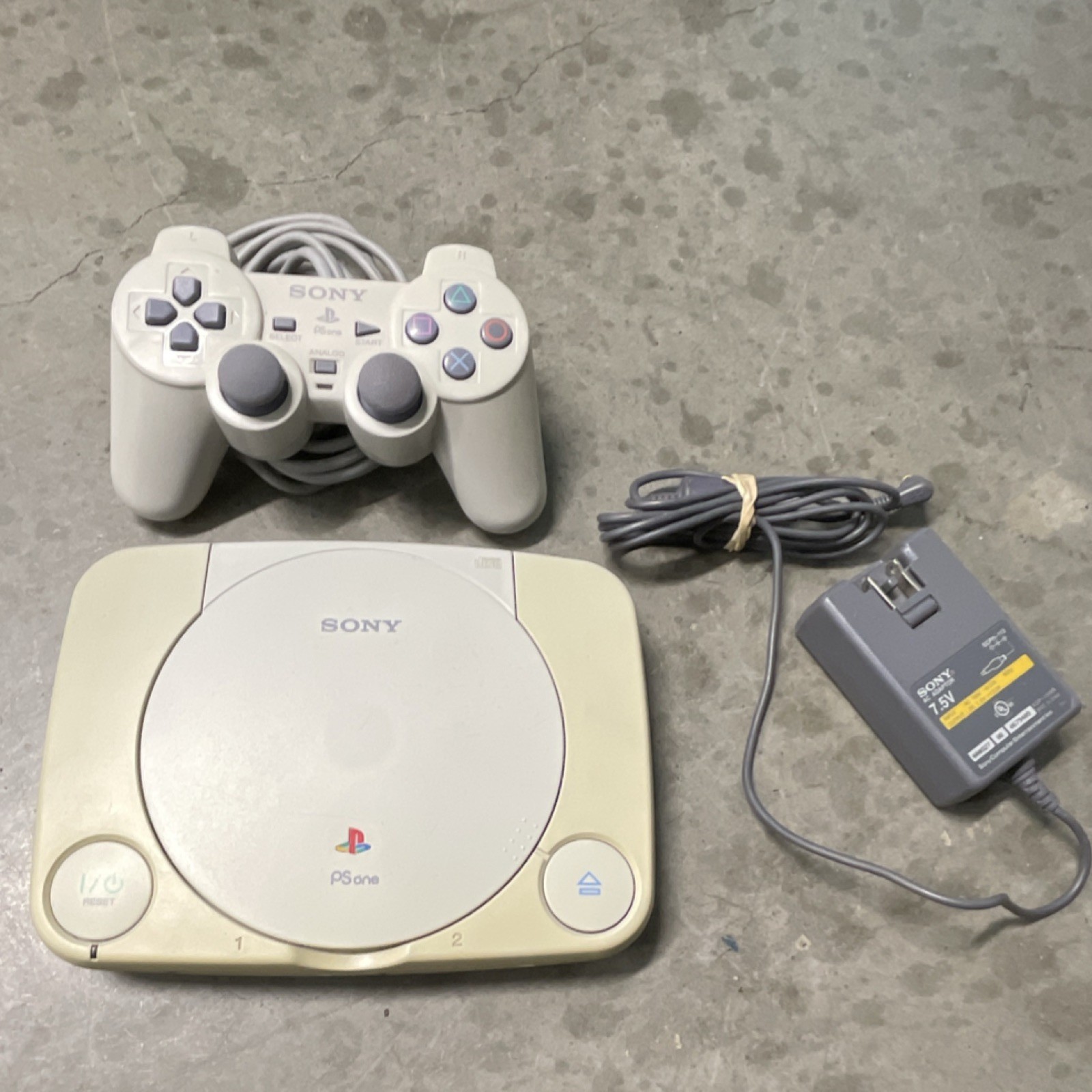 Sony PlayStation PS one SCPH-101 Console w/ Controller & Power Adapter