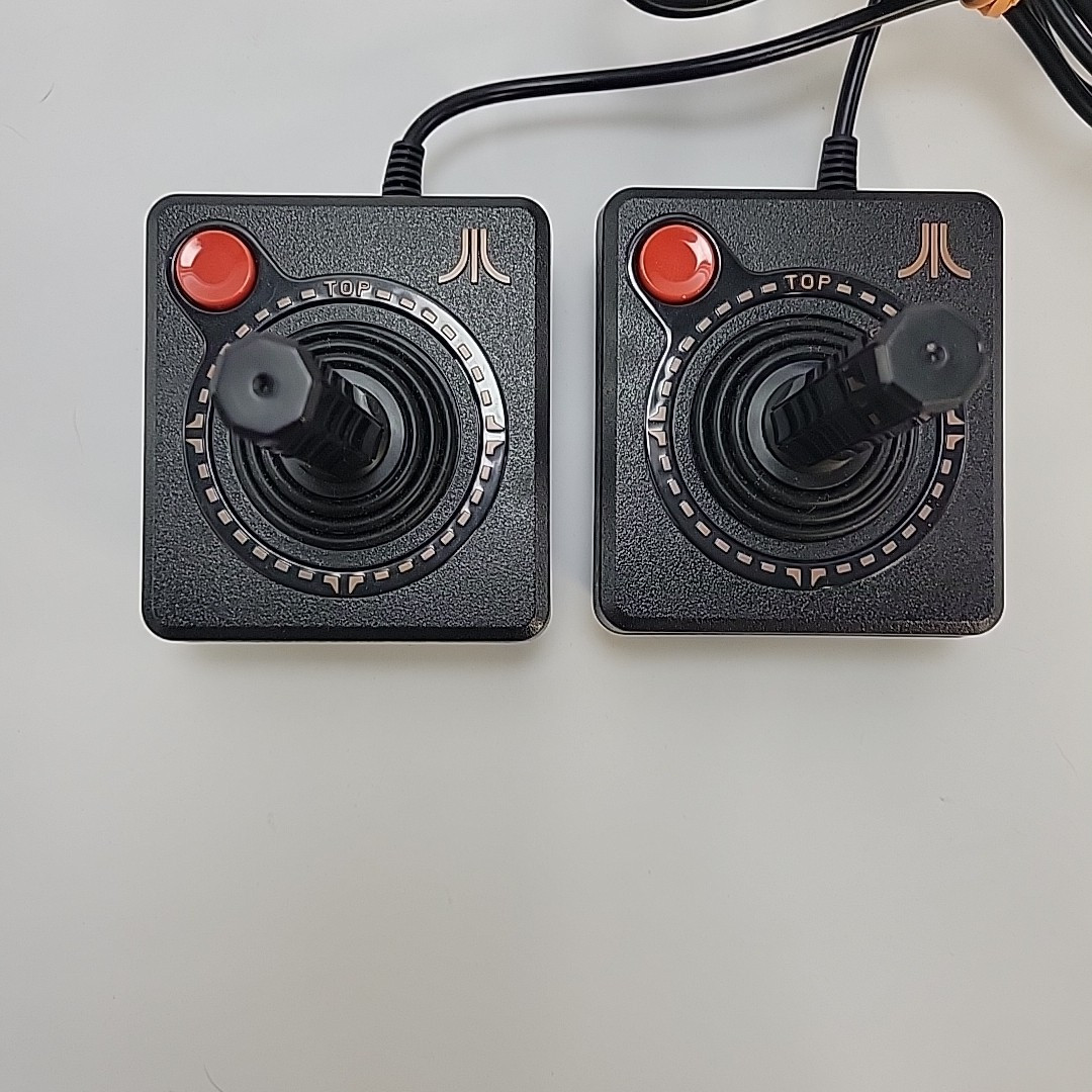 Atari Flashback 8 Classic Game Console – Tested and Working 100+ Built In Games