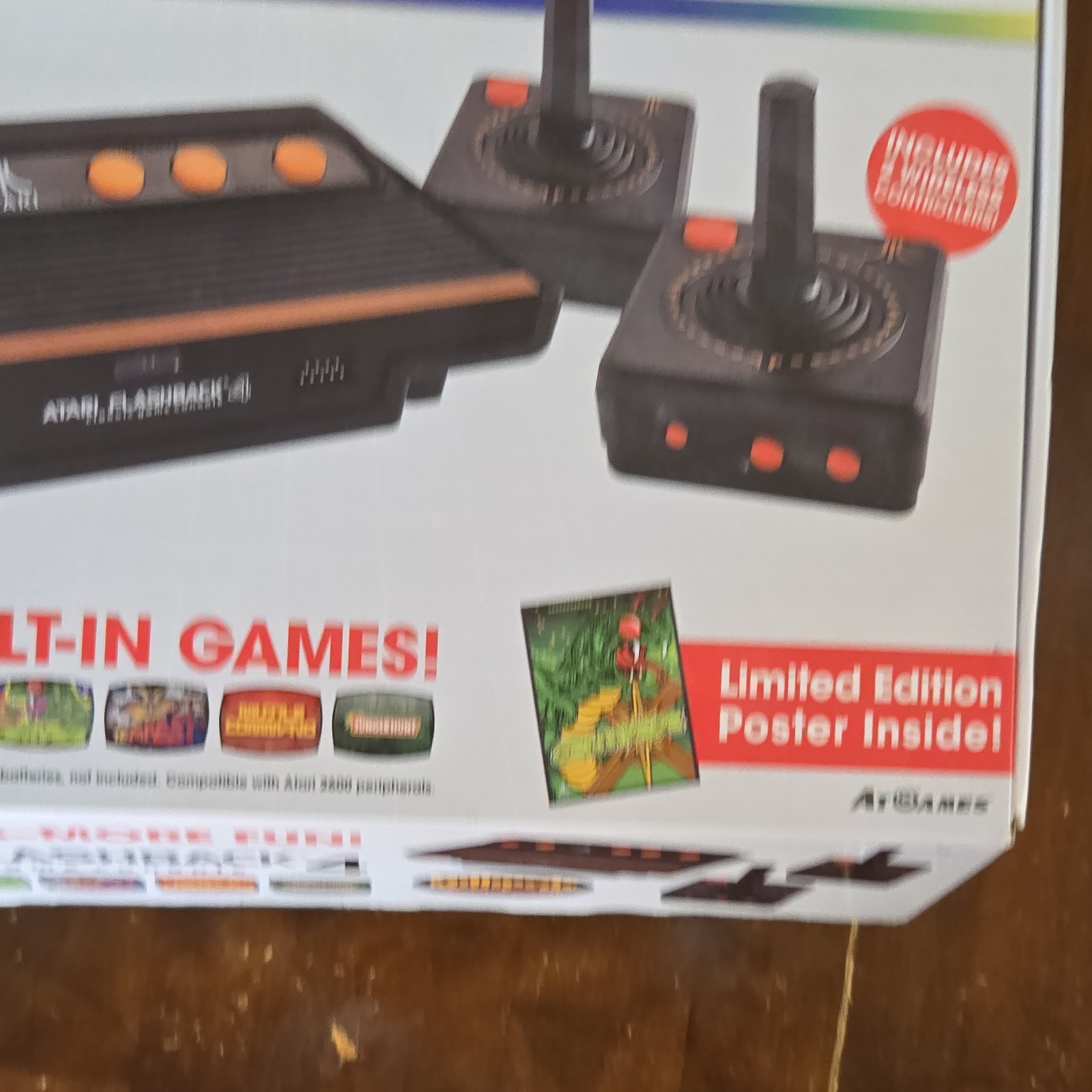 Atari Flashback 4 Home Console 76 Built-In Games 2 Wireless Controllers