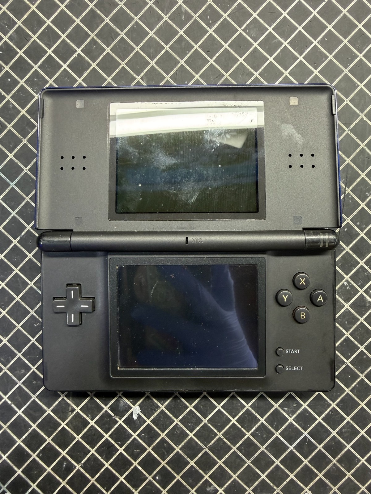 Broken Nintendo DS Lite Handheld Game Console Only USG-001 Bad Hinges