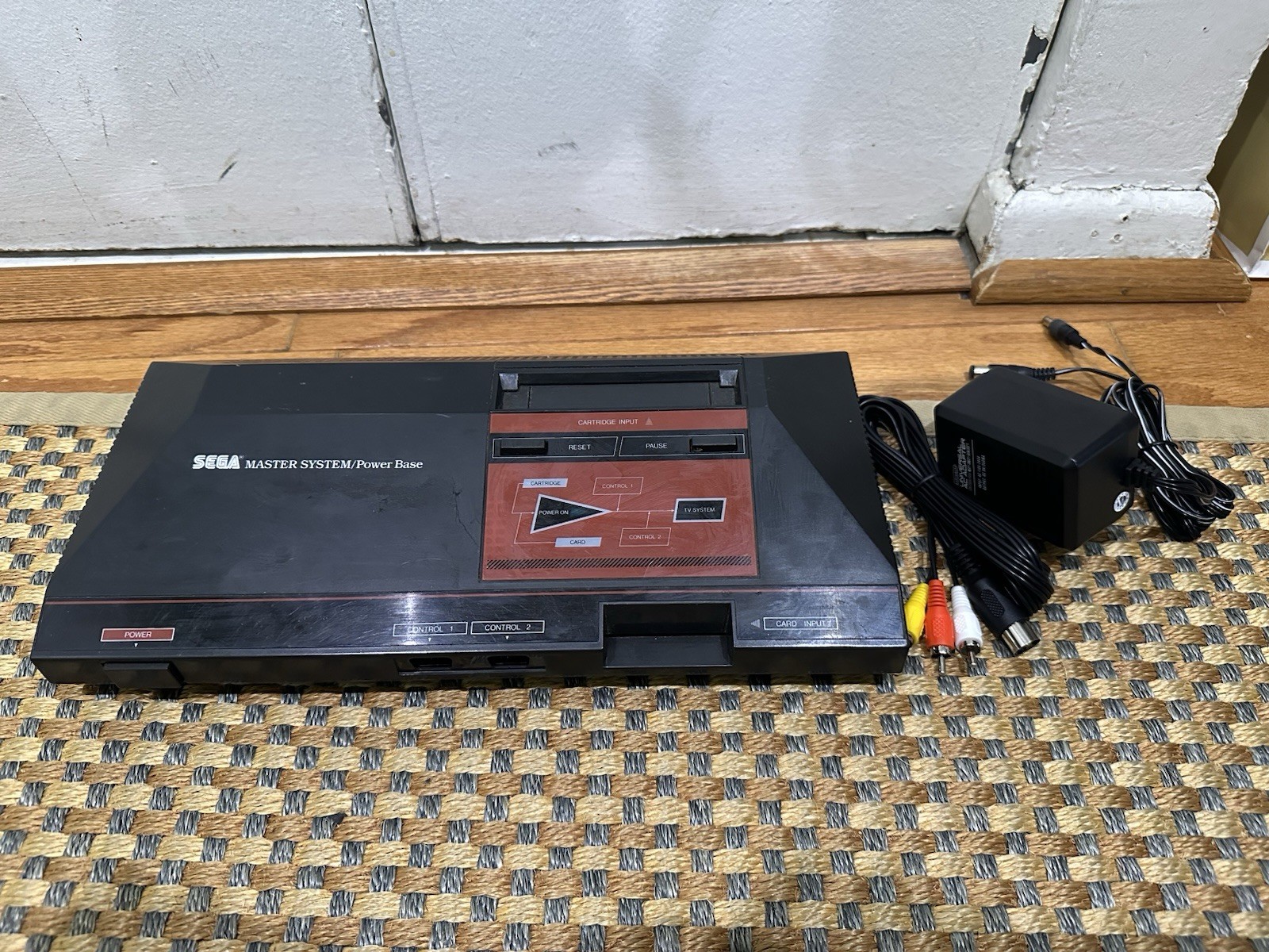 Sega Master System 1 Console, Cables, Built-In Missile Defense 3D C – Working!