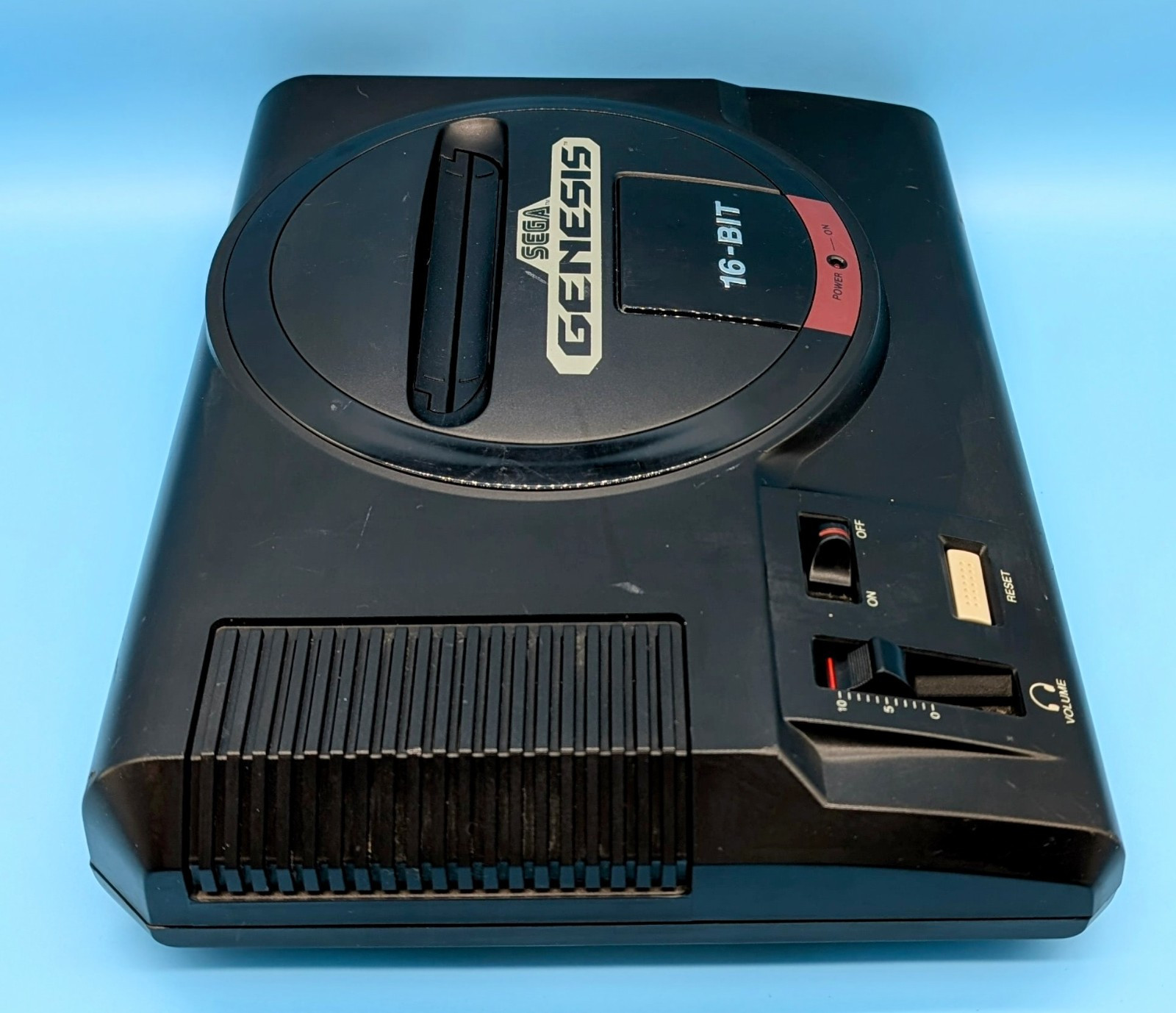 2-CONTROLLERS Original SEGA GENESIS Console MK-1601 Video Game System 1st Model