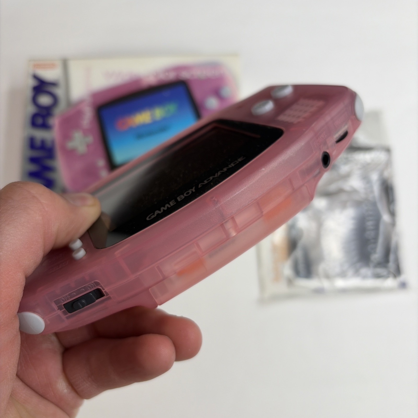 Nice! Nintendo Game Boy Advance Handheld System Fuscia Pink CIB Complete Box