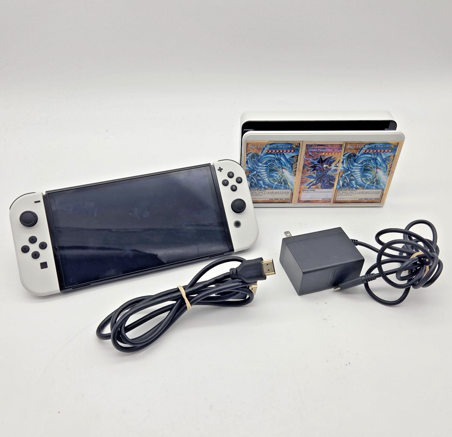Nintendo Switch OLED HEG-001 Sysyem Console White W/ Joycons & Box Adult Owned