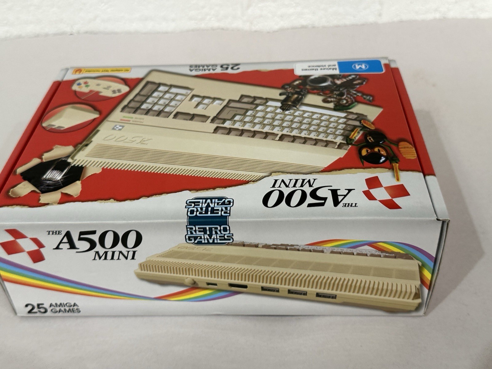 AMIGA A500 MINI CONSOLE COMPLETE NIB COMODORE PRE LOADED GAMES USB HDMI