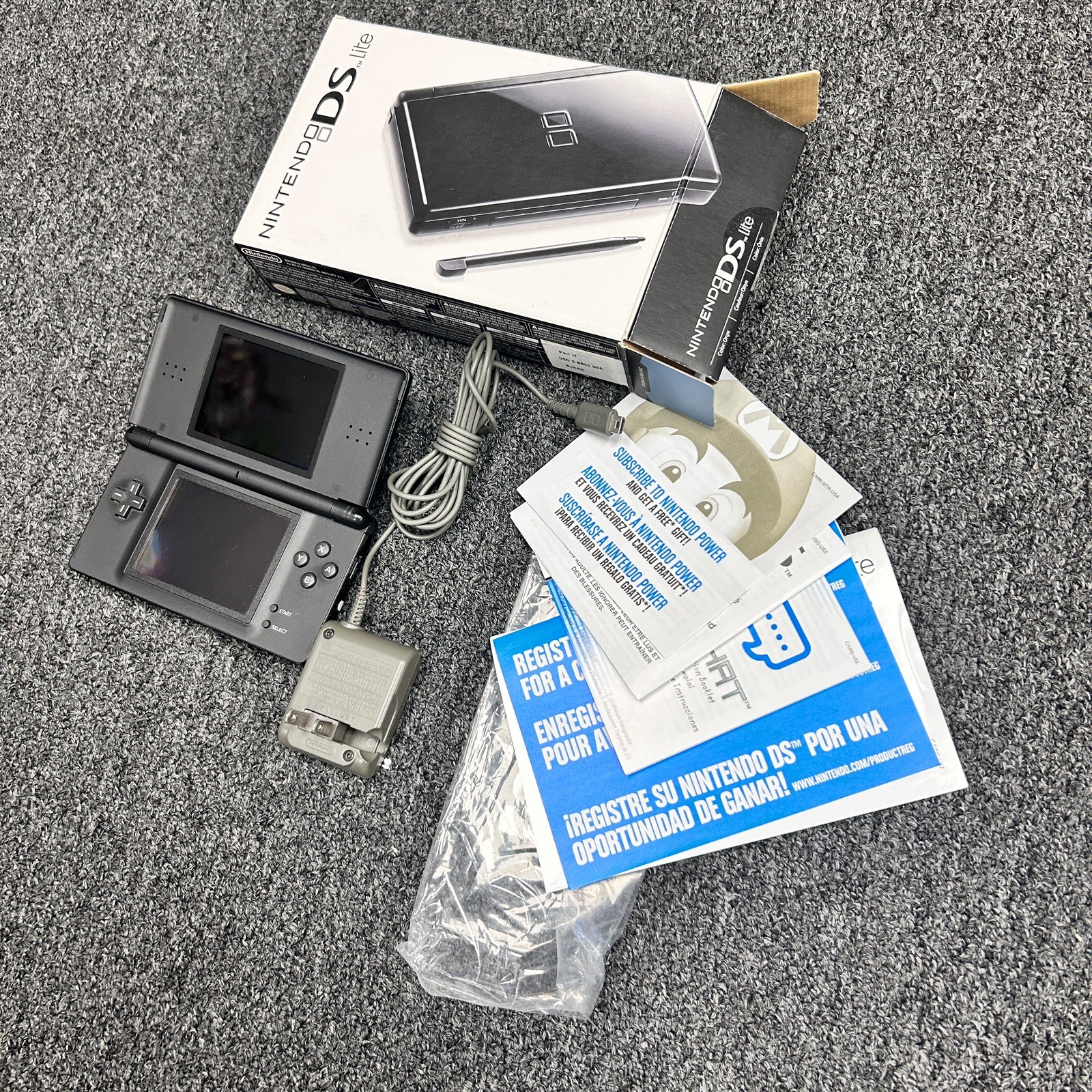 Nintendo DS Lite – Onyx Black (Complete in Box – CIB) – TESTED! Excellent 🔥