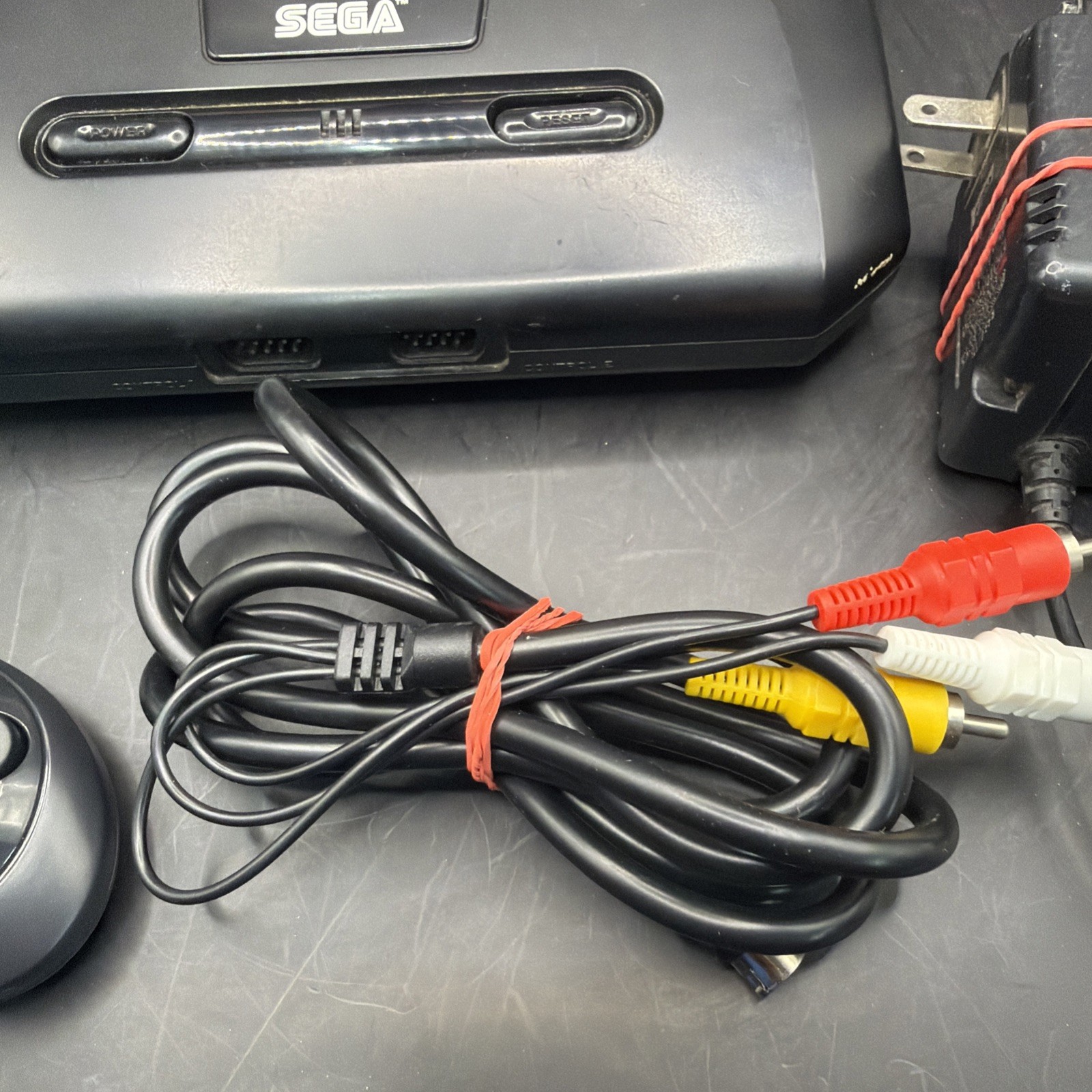Original OEM Sega Genesis System Model 2 Console Complete w/ Sonic Bundle Tested