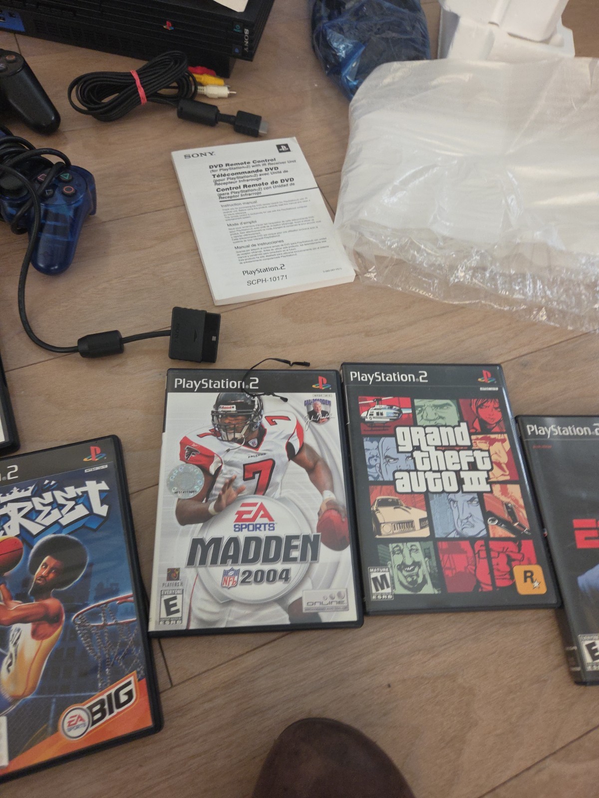Sony PS2 Fat Console CIB Box 2 Consoles LCD 12 Games 2 SEALED Kessen GTA III