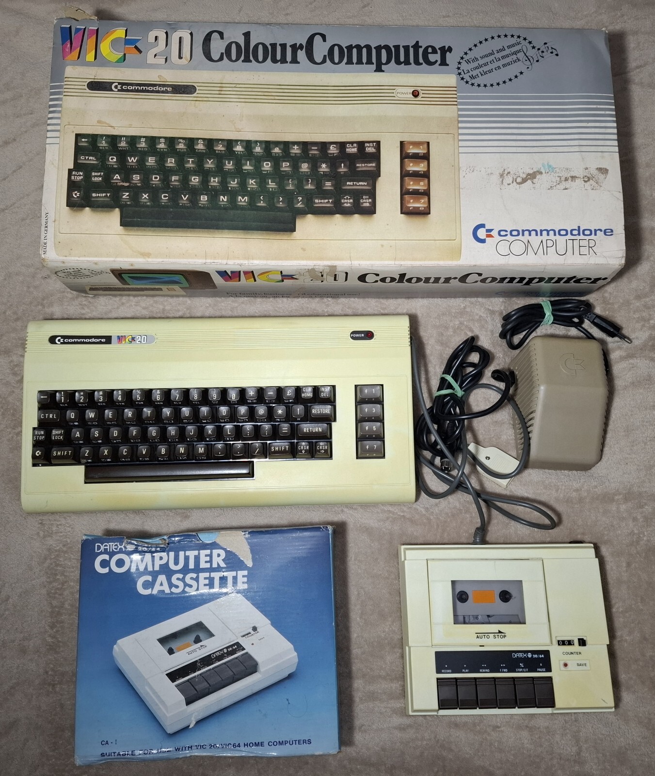 Commodore Vic 20 Colour Computer + Datex Boxed Datasette
