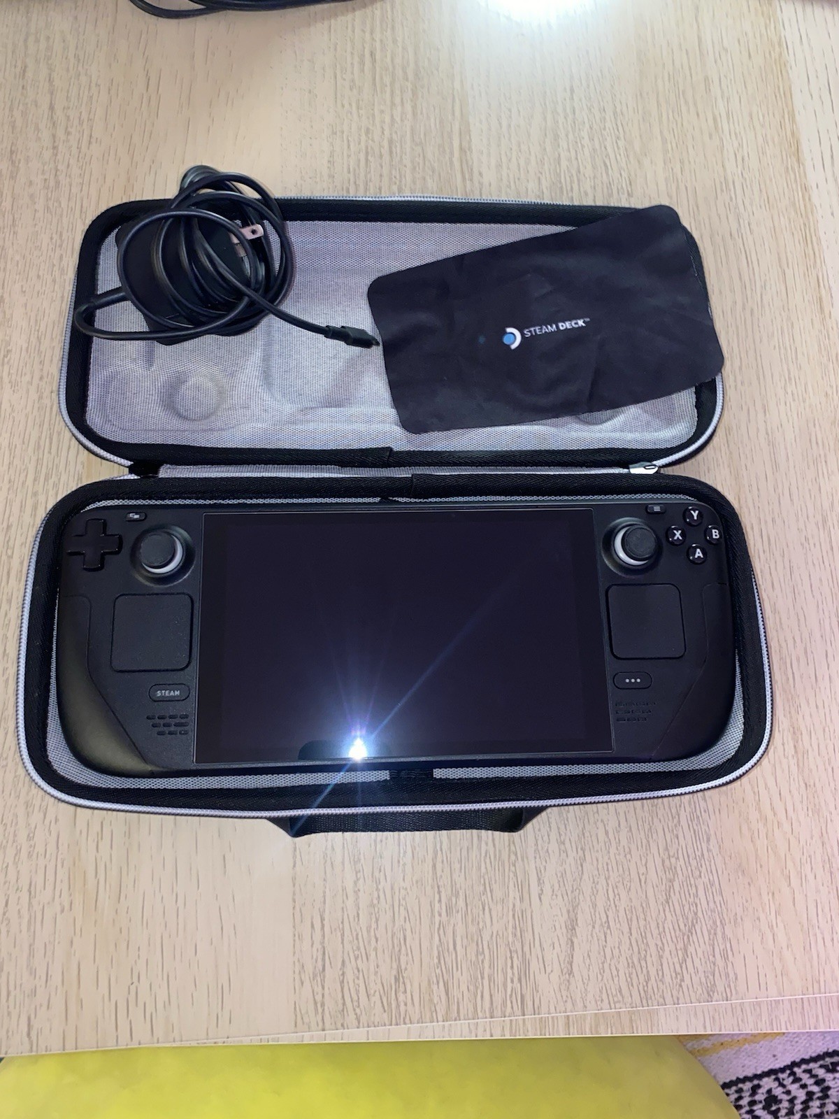 Valve Steam Deck Anti-Glare w/ Case & Charger Upgraded to 1tb Internal Storage
