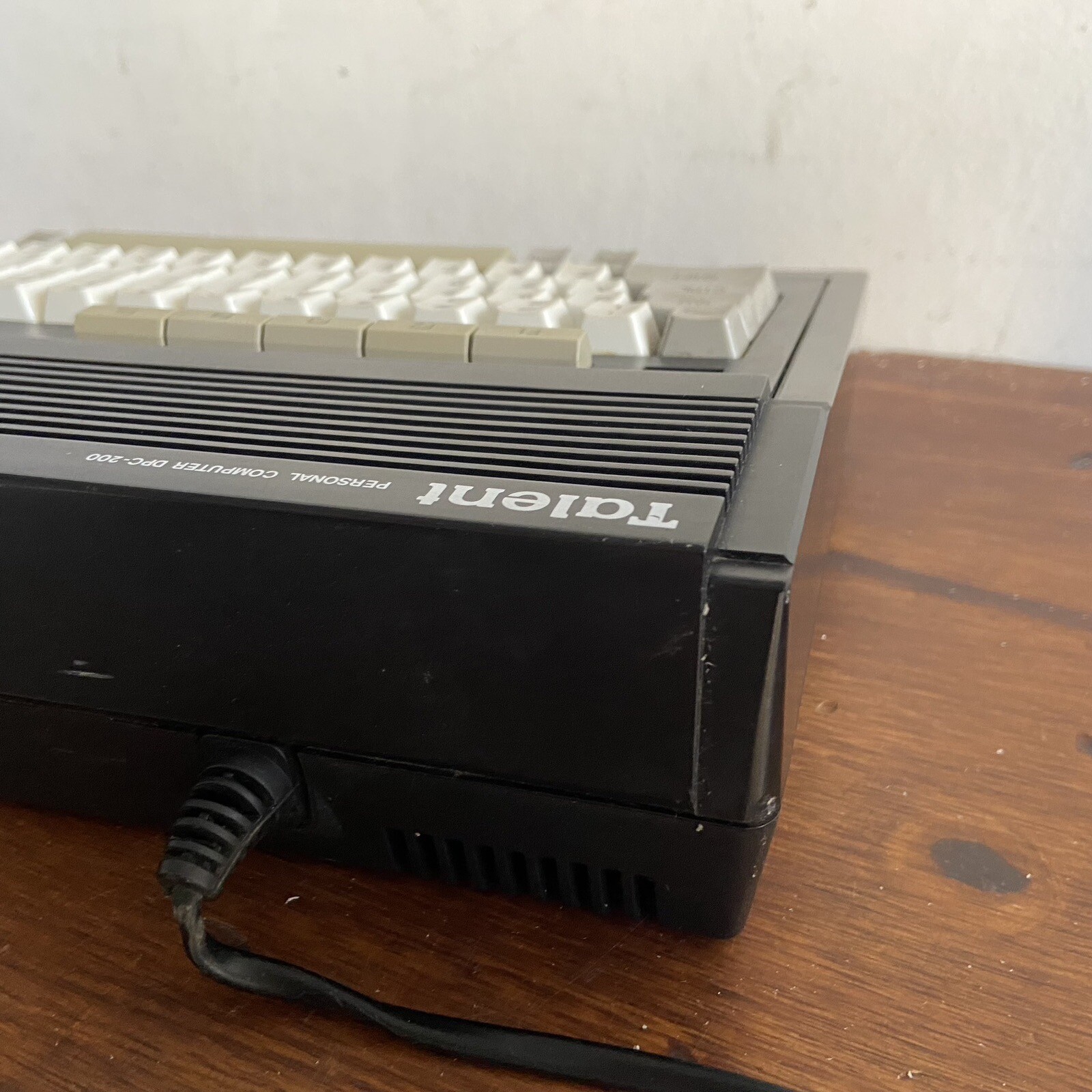 Talent Personal computer MSX DPC-200 Argentina RARE