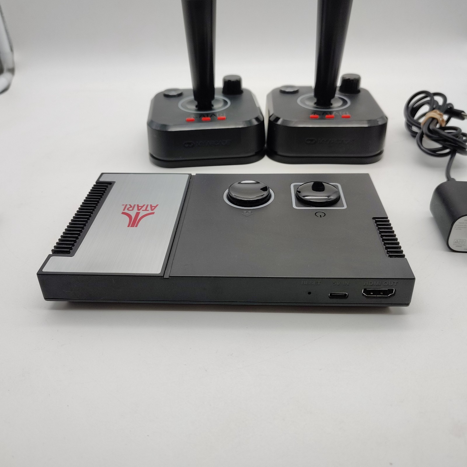 My Arcade – Gamestation Pro (Atari 2600) 720p, Wi-Fi w/ 2 Joysticks (DGUNL-7052)