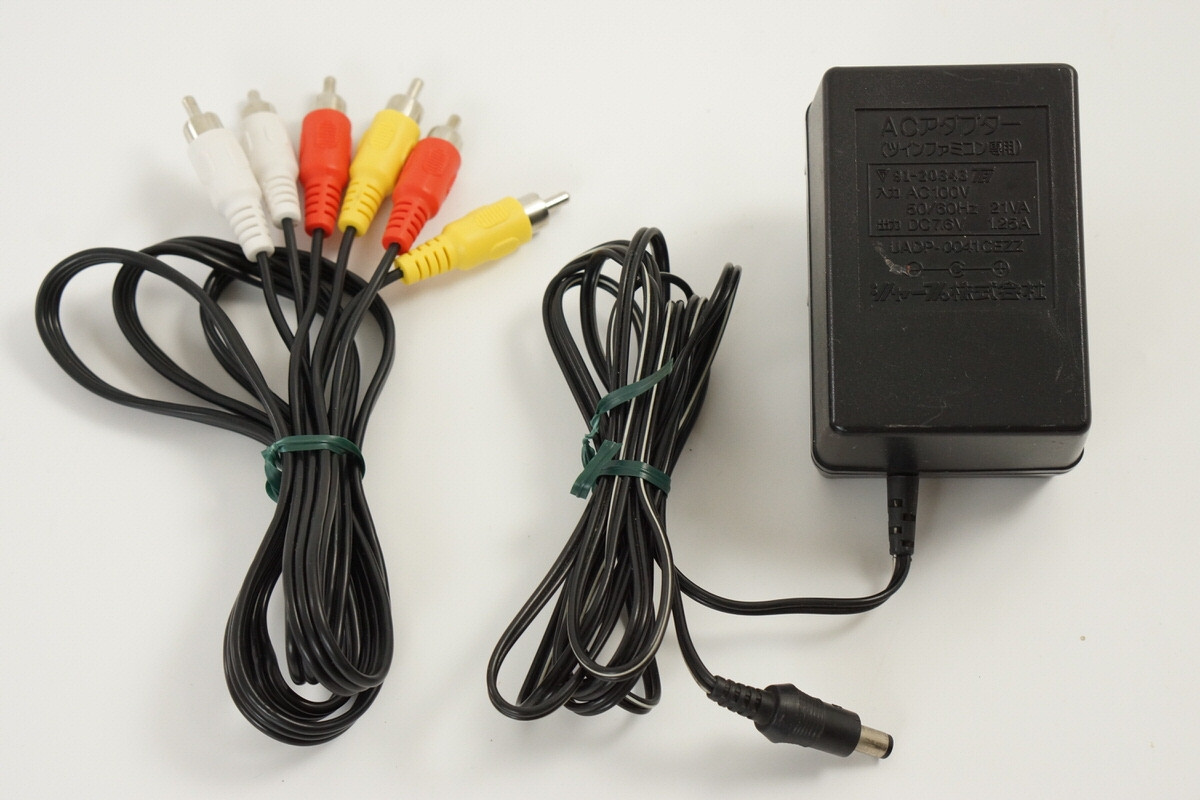TWIN FAMICOM Console AN-505BK Tested System New Rubber Belt SHARP 419068