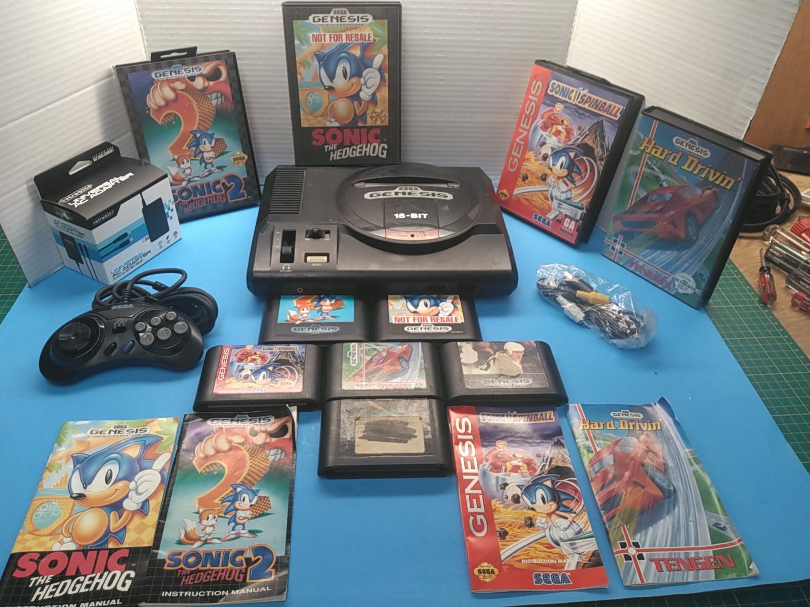 Sega Genesis System 1 W/ 6 Games All Hookups
