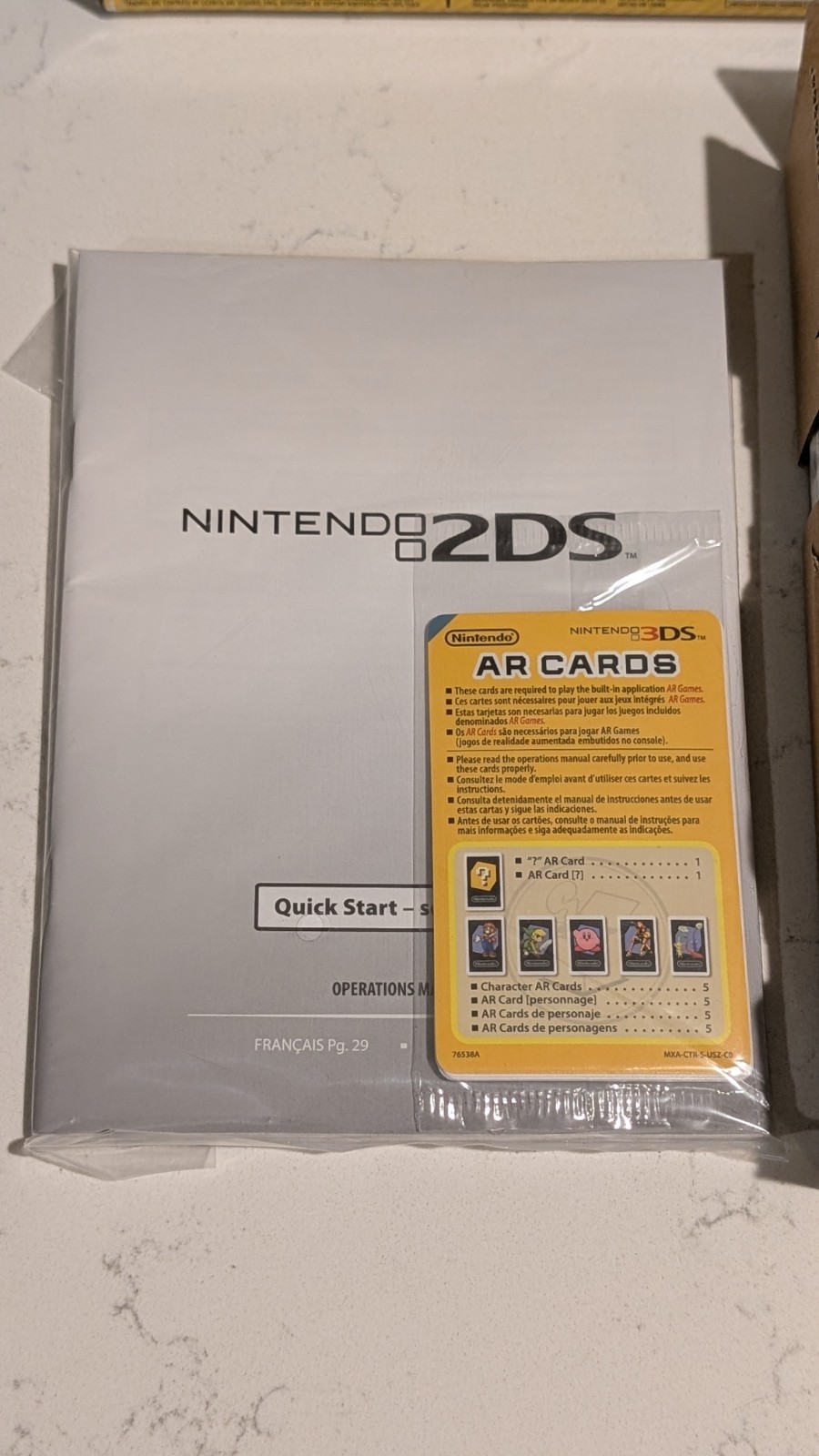 Nintendo 2DS Super Mario Bros. 2 Console Bundle – Scarlet Red