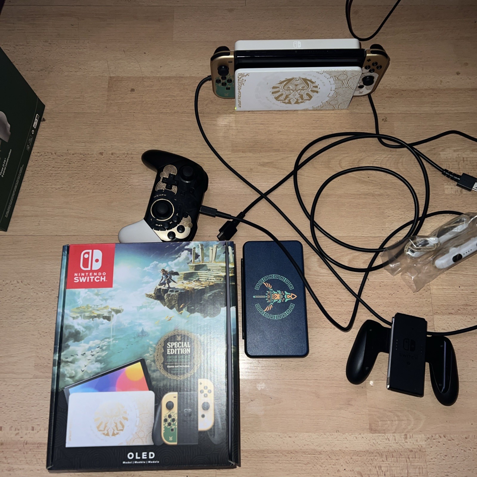 Nintendo Switch OLED Zelda TOTK Edition Bundle