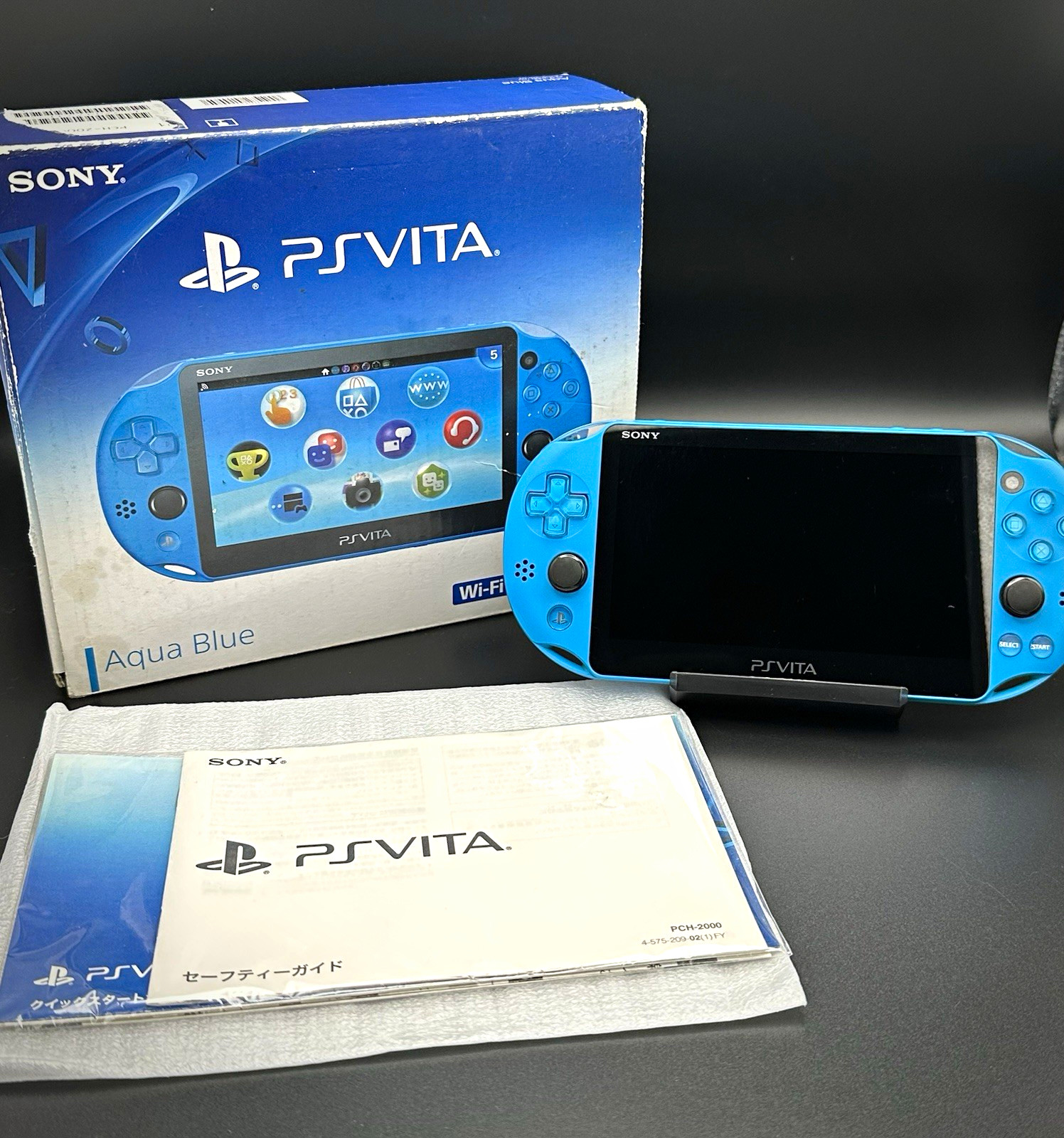 Sony PS Vita PCH-2000 Aqua Blue Console CIB – Region Free – Excellent Condition