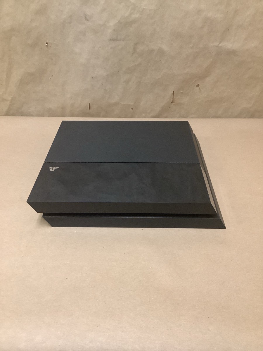 PS4 ELECTRONICS SONY CUH-1001A, #MB065813416; 500GB (202604-1)