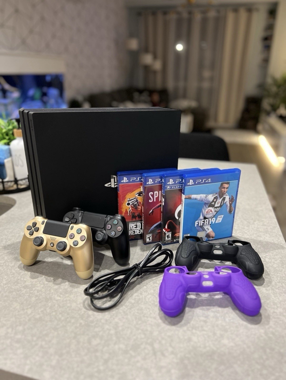 Sony PS4 1TB Console Bundle – 2 Controllers + 4 Games + Power Cord + Covers