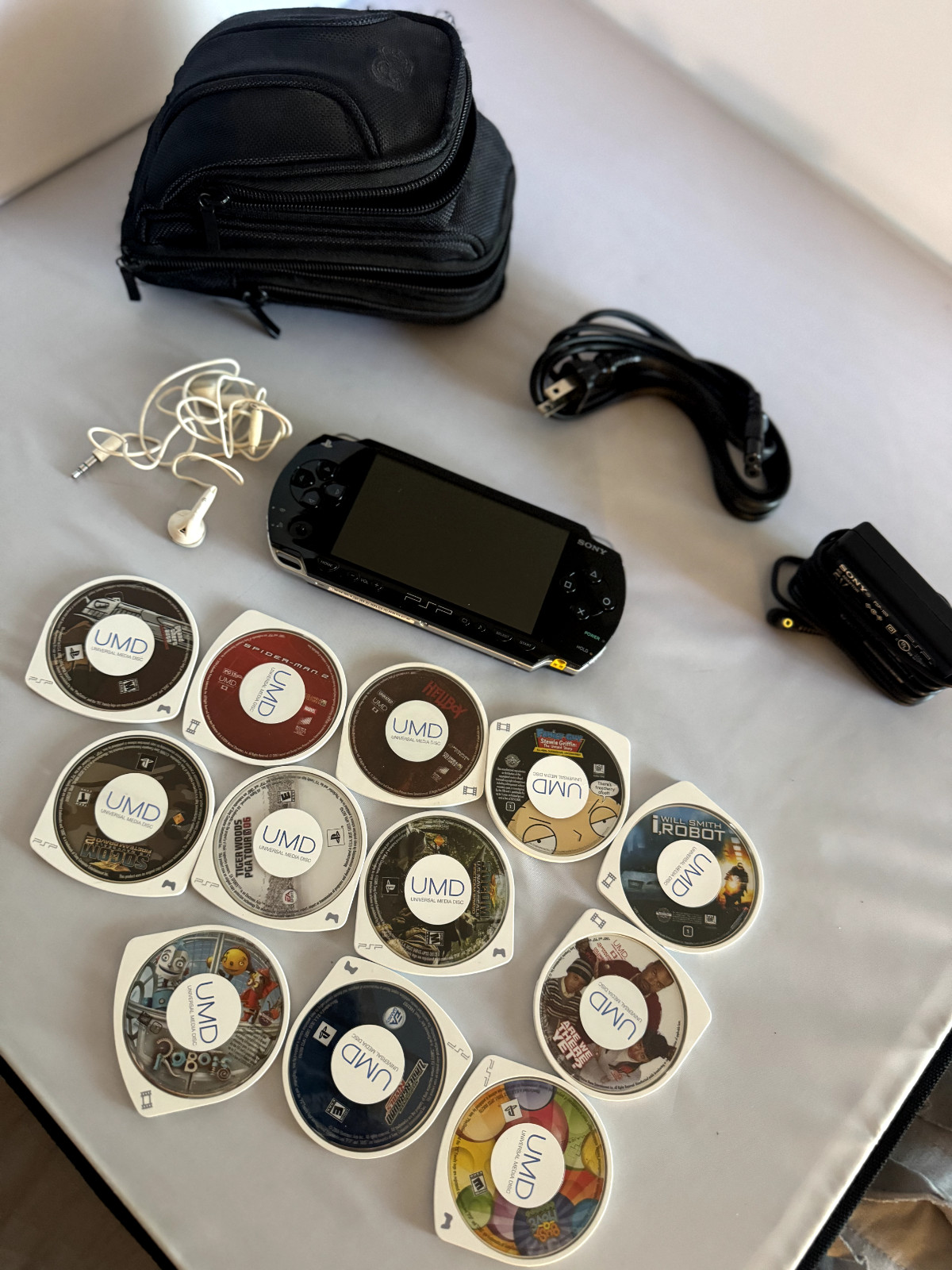 Sony PSP 1000 Portable Entertainment Pack – Black