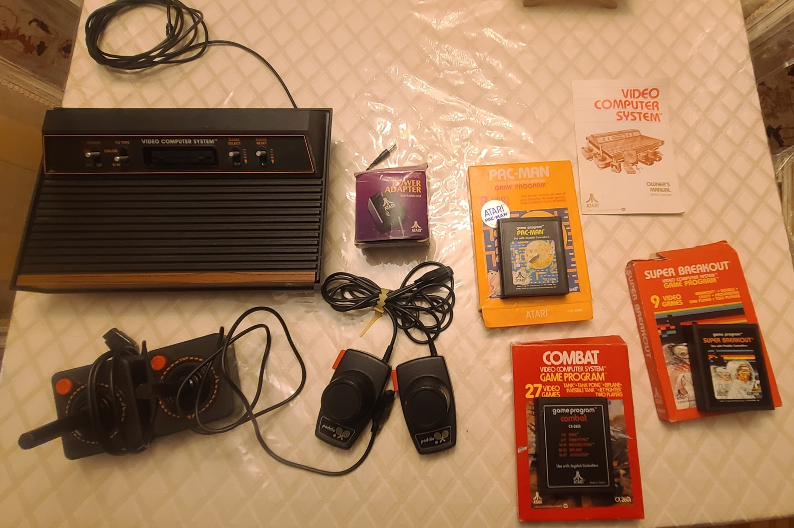 Atari-2600 Game Console, controllers 2 and 2 paddle game controllers. WORKS