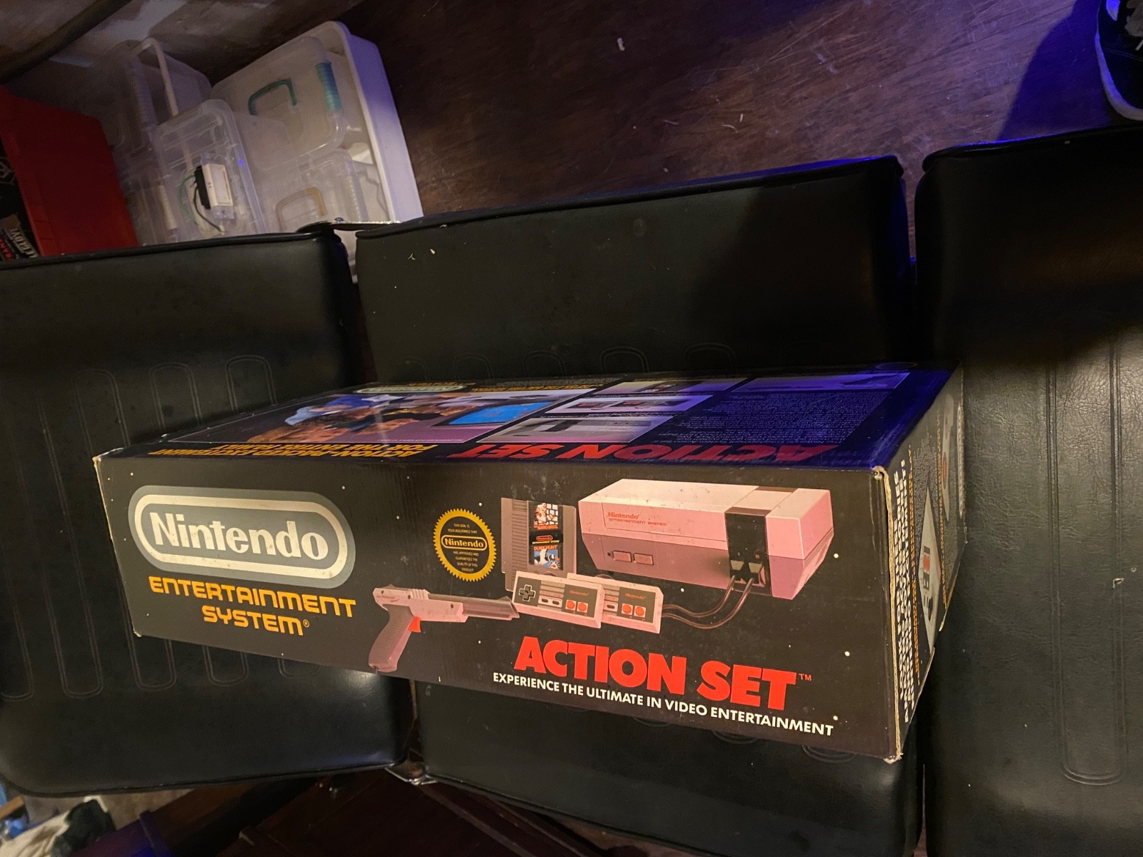 VTG Nintendo NES ACTION SET Complete CIB Box Inserts Controller Zapper WORKS