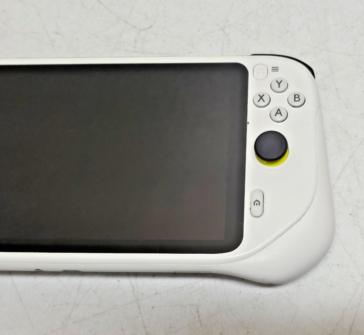 Logitech G CLOUD Handheld Gaming Console Portable 64GB 1080P 7-Inch Touchscreen