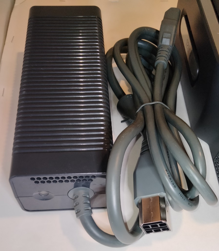 Complete Microsoft Xbox 360 ELITE 120GB Console Bundle Lot + Free Games & Extras