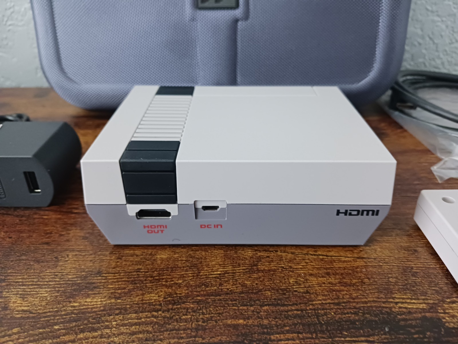 Nintendo NES Classic Edition Mini Console Bundle 30 Games Controller Case OEM