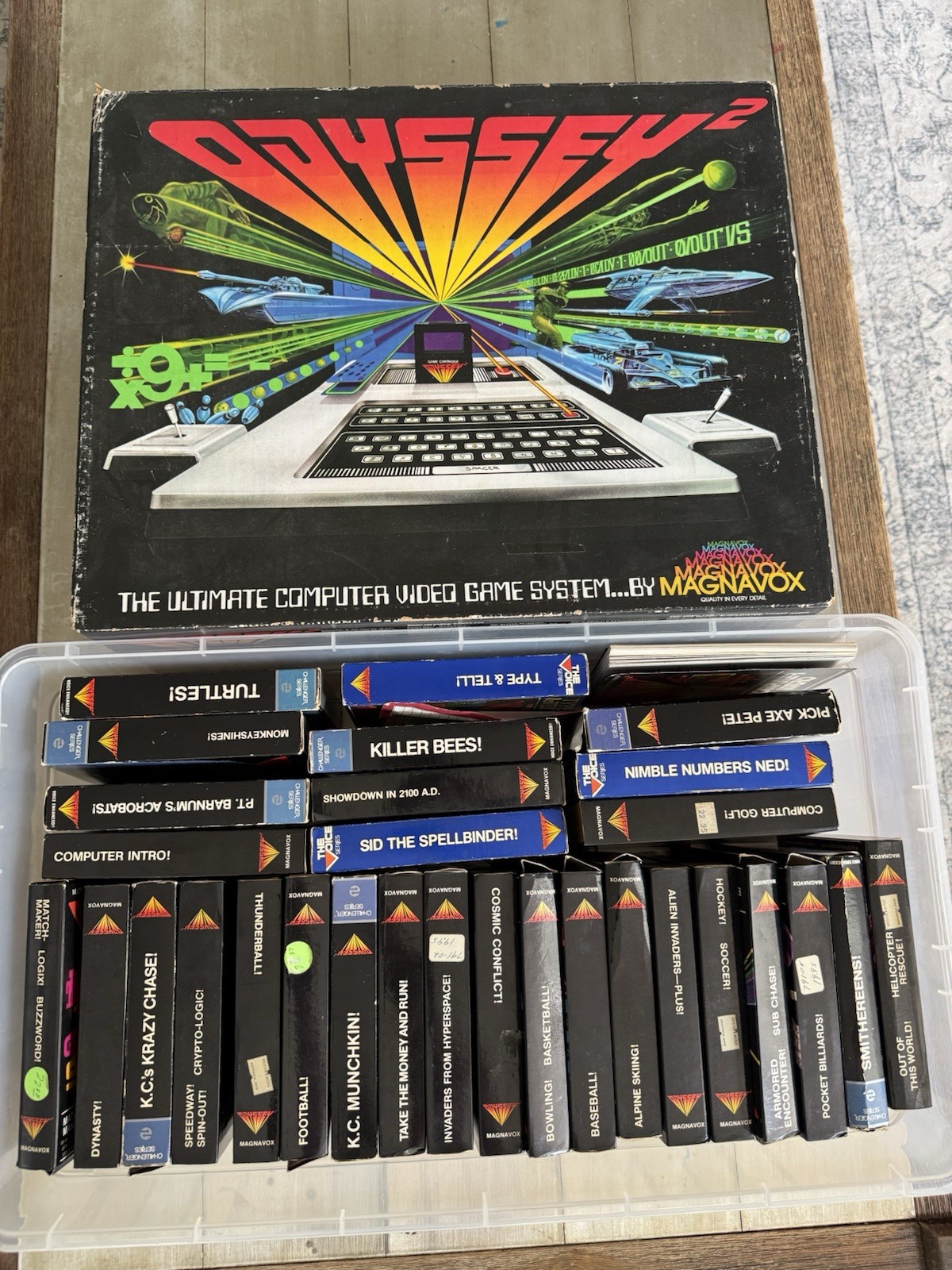 VTG 1978 Magnavox Odyssey 2 Console Video Game Complete With 30 Games!