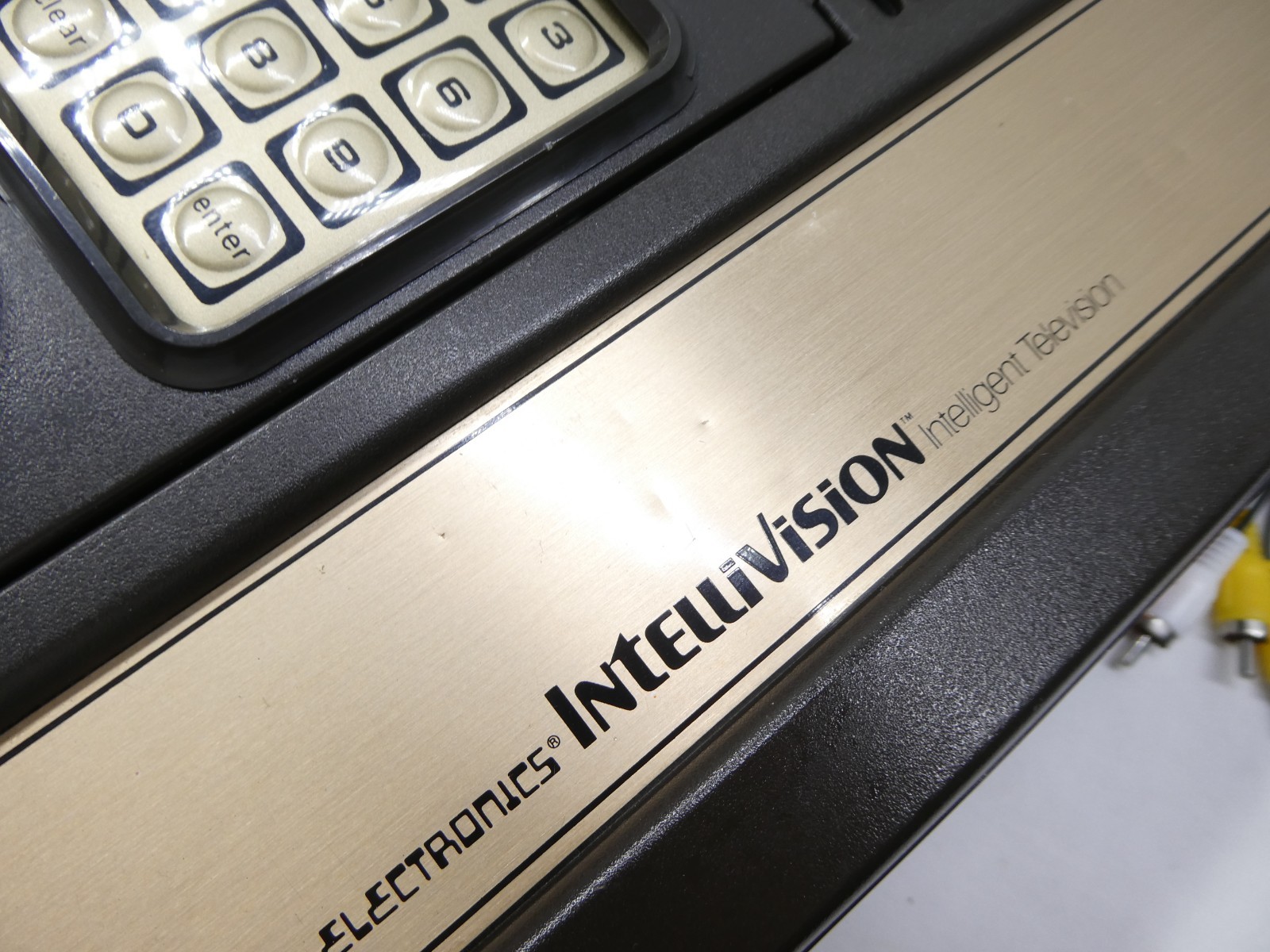 Intellivision console Model 2609 Composite MOD new Caps seller recondition